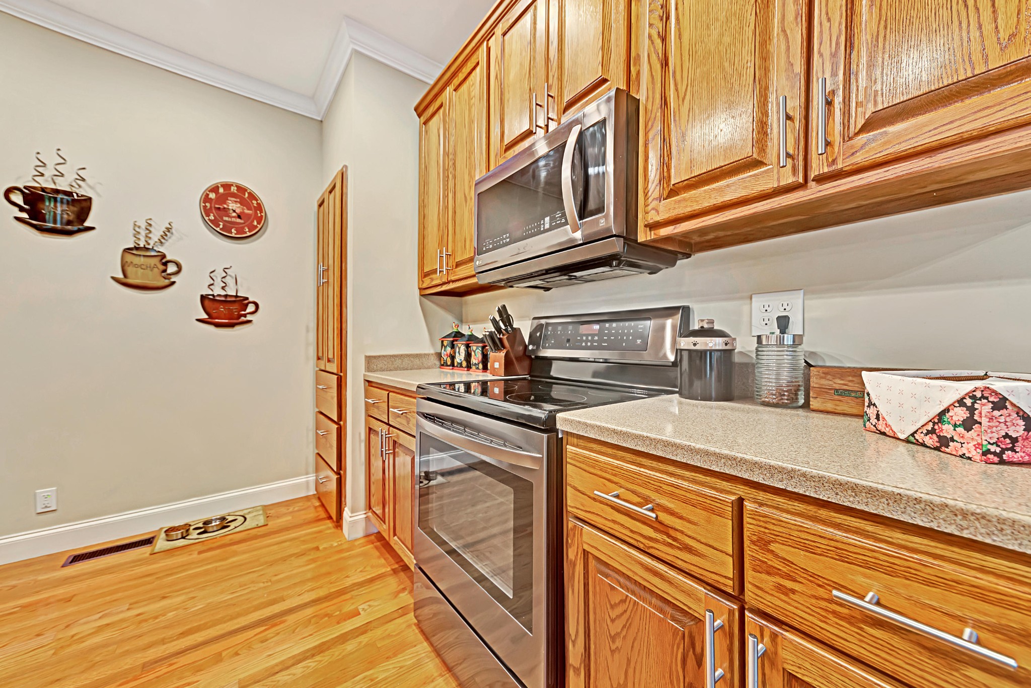 716 Ridgeview Drive Clinton, TN 37716 - Photo 7 of 23 a kitchen with stainless steel appliances granite countertop a refrigerator and a stove top oven
