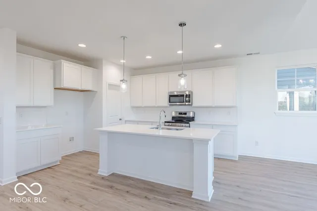 $399,999 | 7425 Peristyle Lane, McCordsville, IN 46055