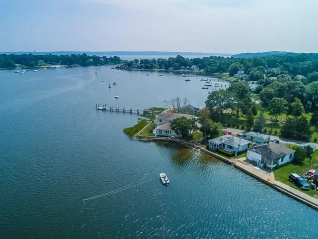$1,395,000 | 99 Smith Street, Bristol, RI 02809