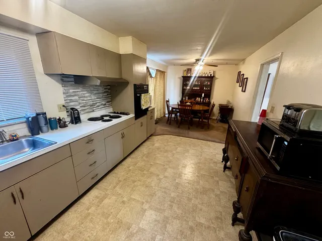 $194,900 | 200 North Grace Avenue, Crawfordsville, IN 47933