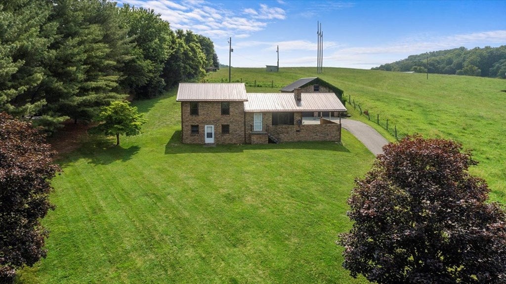 4498 Shelburne Road Radford, VA 24141 - Photo 58 of 64 Gallery Image 58
