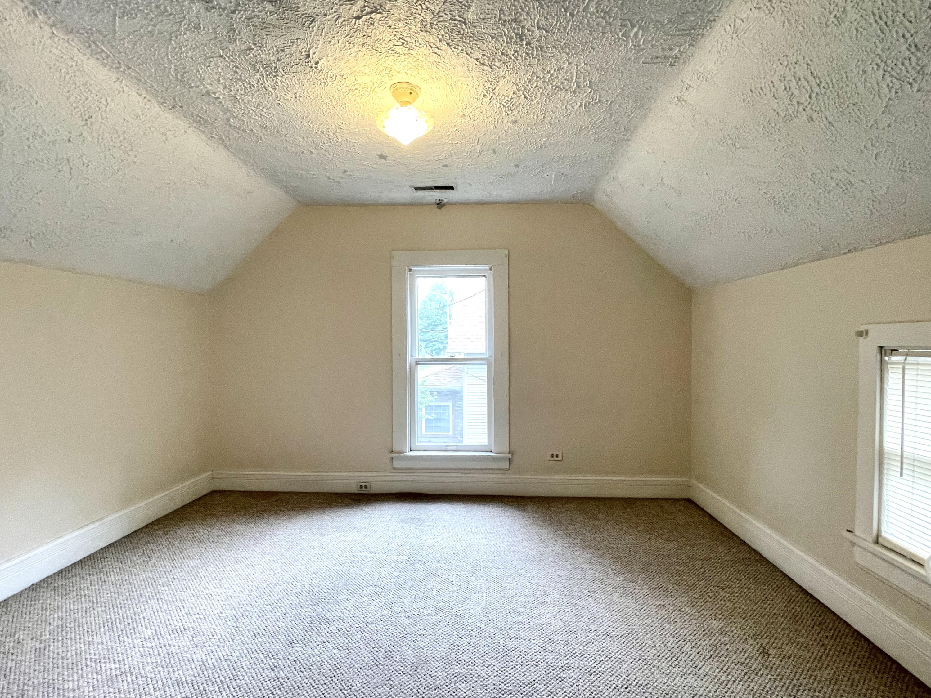 516 Rumely Street La Porte, IN 46350 - Photo 13 of 20 3000x2250