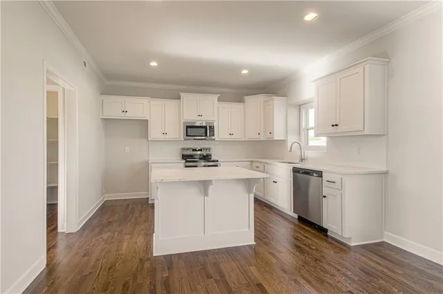 $539,900 | 9916 North Manning Avenue, Kansas City, MO 64157