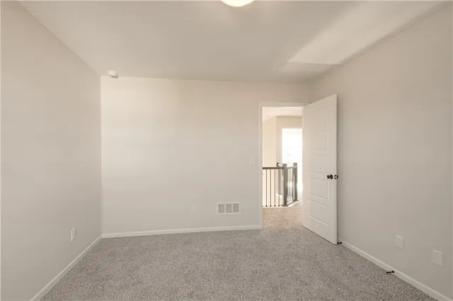 $539,900 | 9916 North Manning Avenue, Kansas City, MO 64157