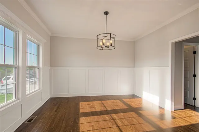 $539,900 | 9916 North Manning Avenue, Kansas City, MO 64157