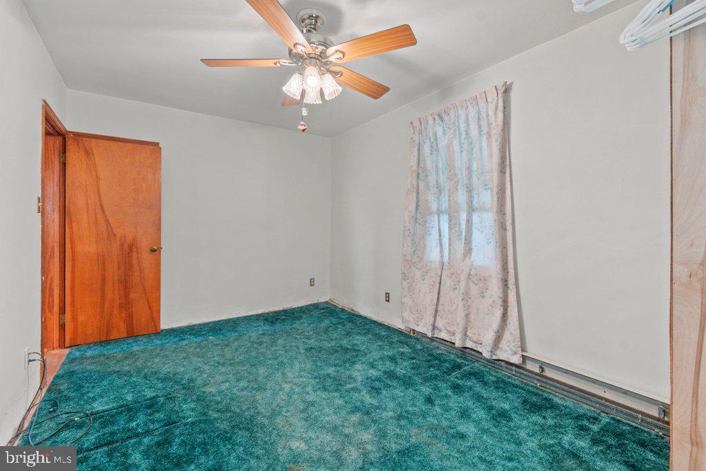 21119 Ridge Road Freeland, MD 21053 - Photo 16 of 32 Bedroom