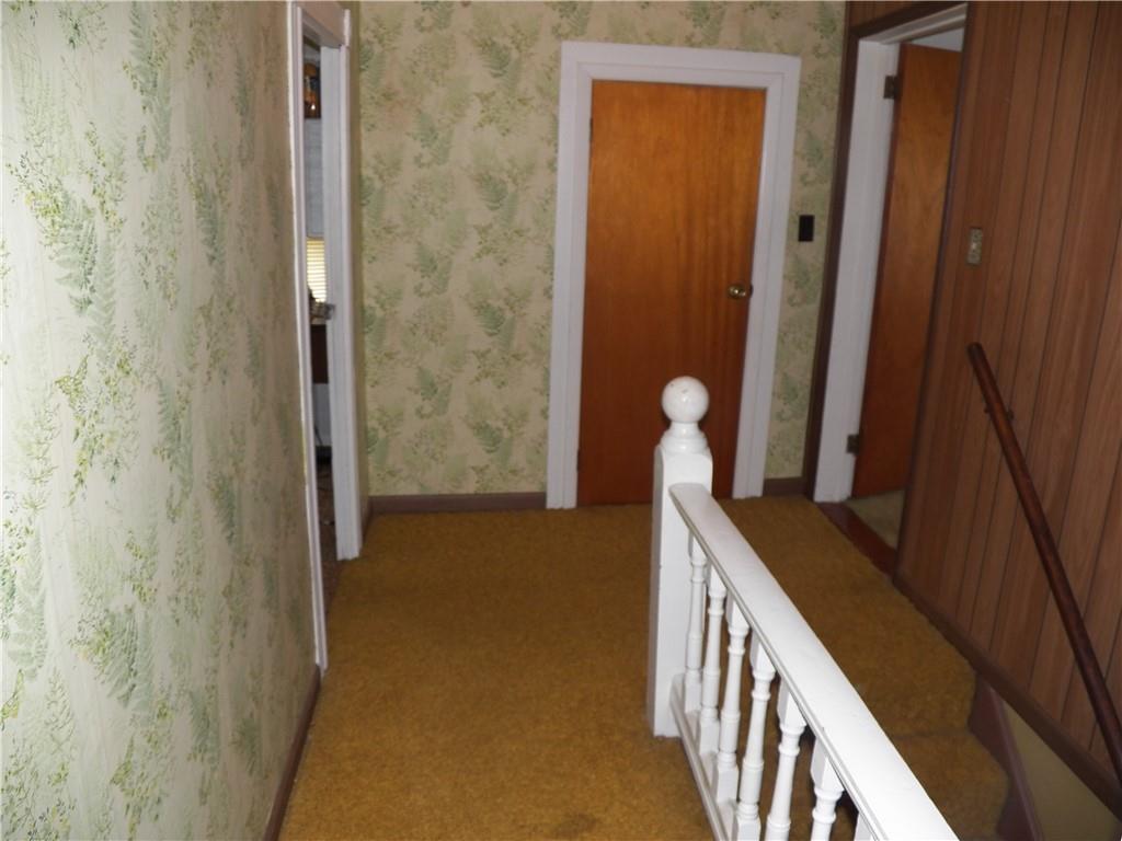 555 MADISON Road Templeton, PA 16259 - Photo 9 of 24 a view of hallway with mirror