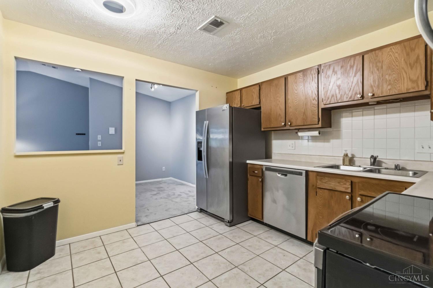 537 Davis Road, Unit 12 Cincinnati, OH 45255 - Photo 16 of 30