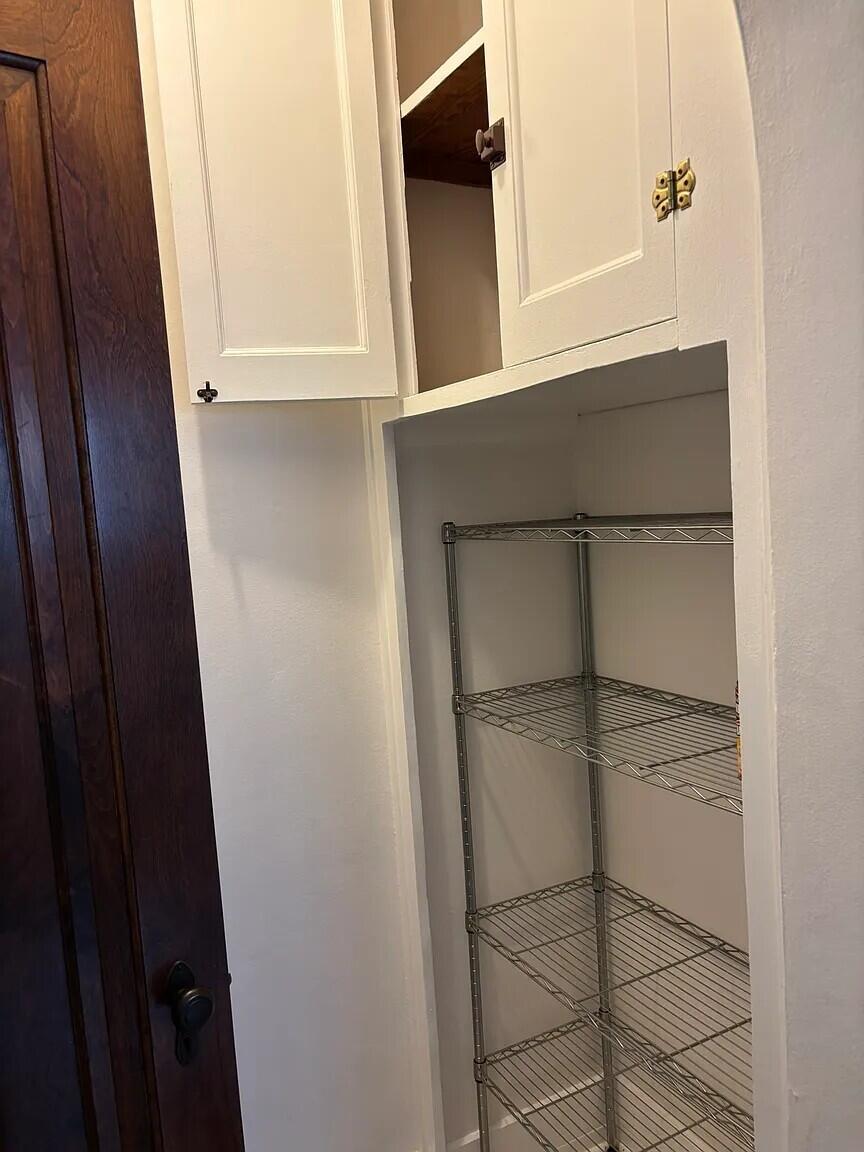 1238 Monroe Avenue Racine, WI 53405 - Photo 12 of 33 Pantry-Kitchen