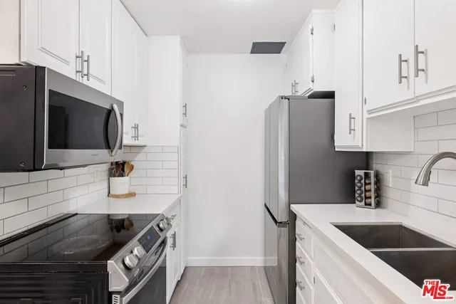 $515,000 | 5625 North Sumner Way, Unit 314, Culver City, CA 90230