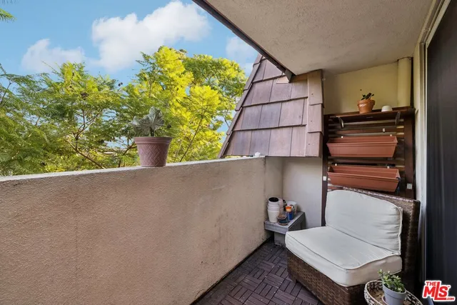 $515,000 | 5625 North Sumner Way, Unit 314, Culver City, CA 90230