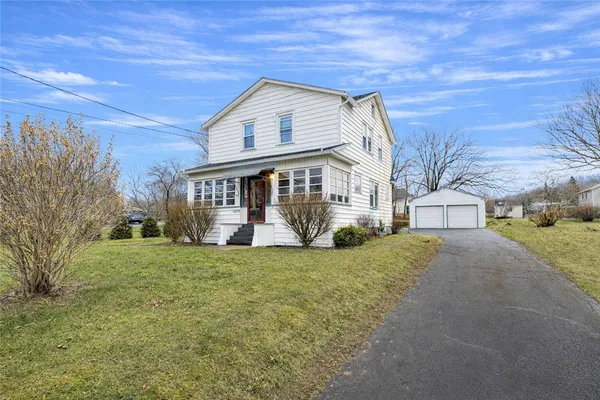 $169,900 | 1272 Canandaigua Road, Palmyra, NY 14522