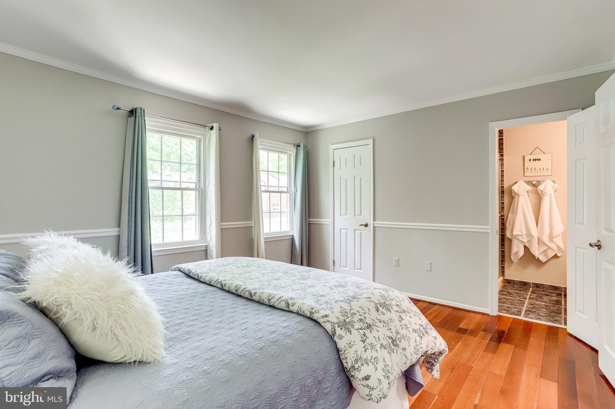 11863 Abercorn Court Reston, VA 20191 - Photo 21 of 75 Primary bedroom