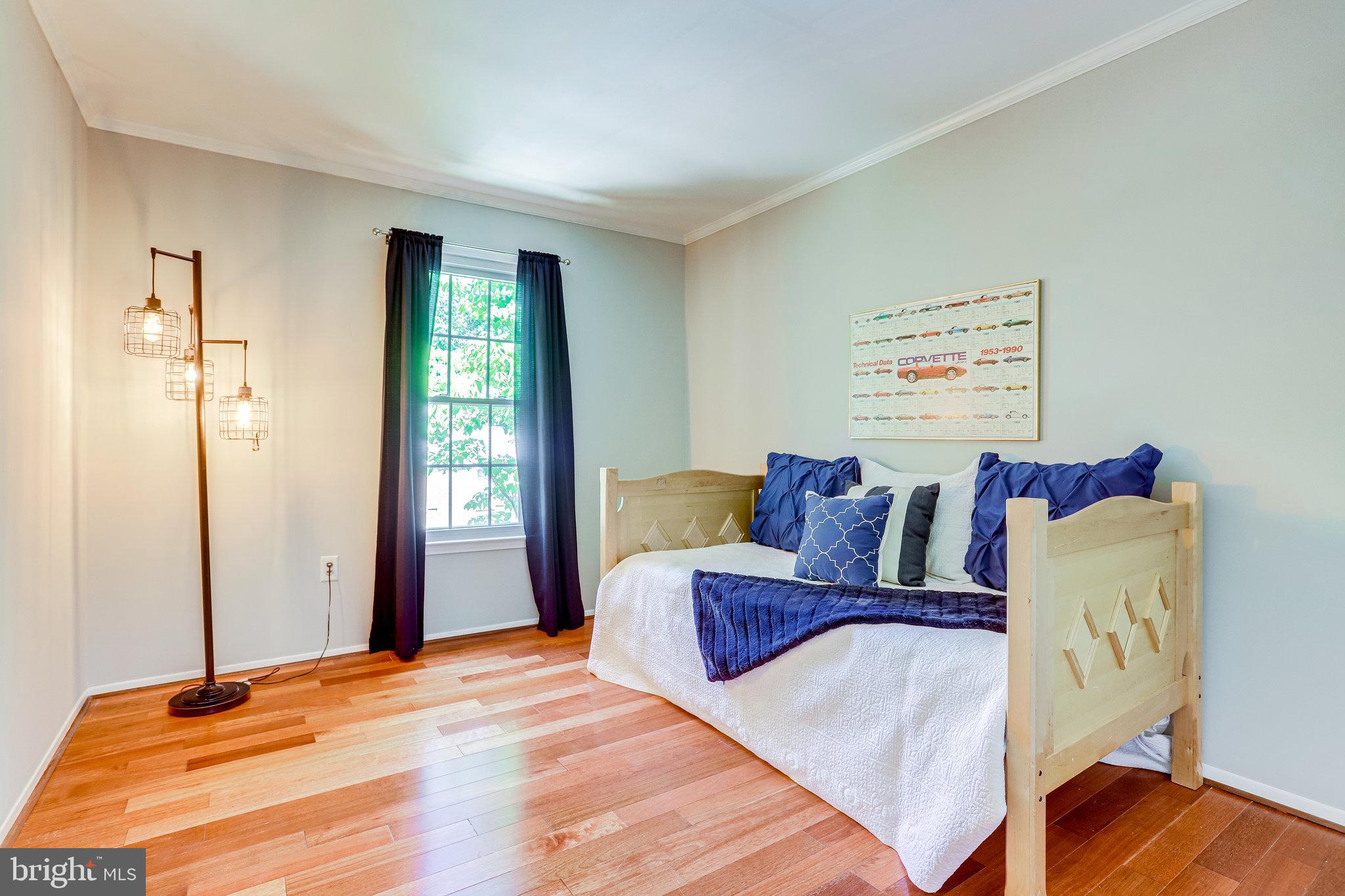 11863 Abercorn Court Reston, VA 20191 - Photo 7 of 75 2nd bedroom with closet storage system
