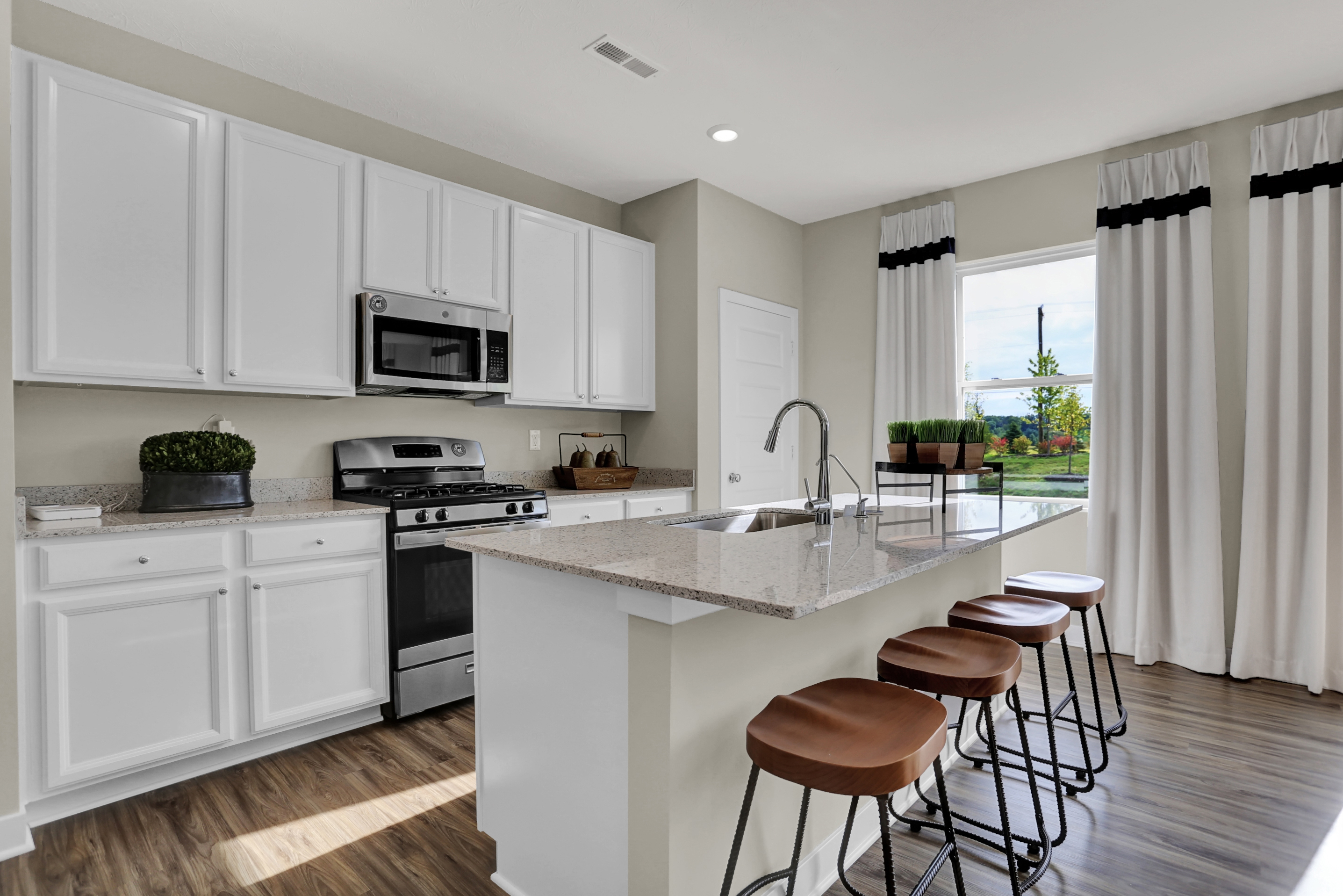 9432 Larson Drive Pendleton, IN 46064 - Photo 12 of 39