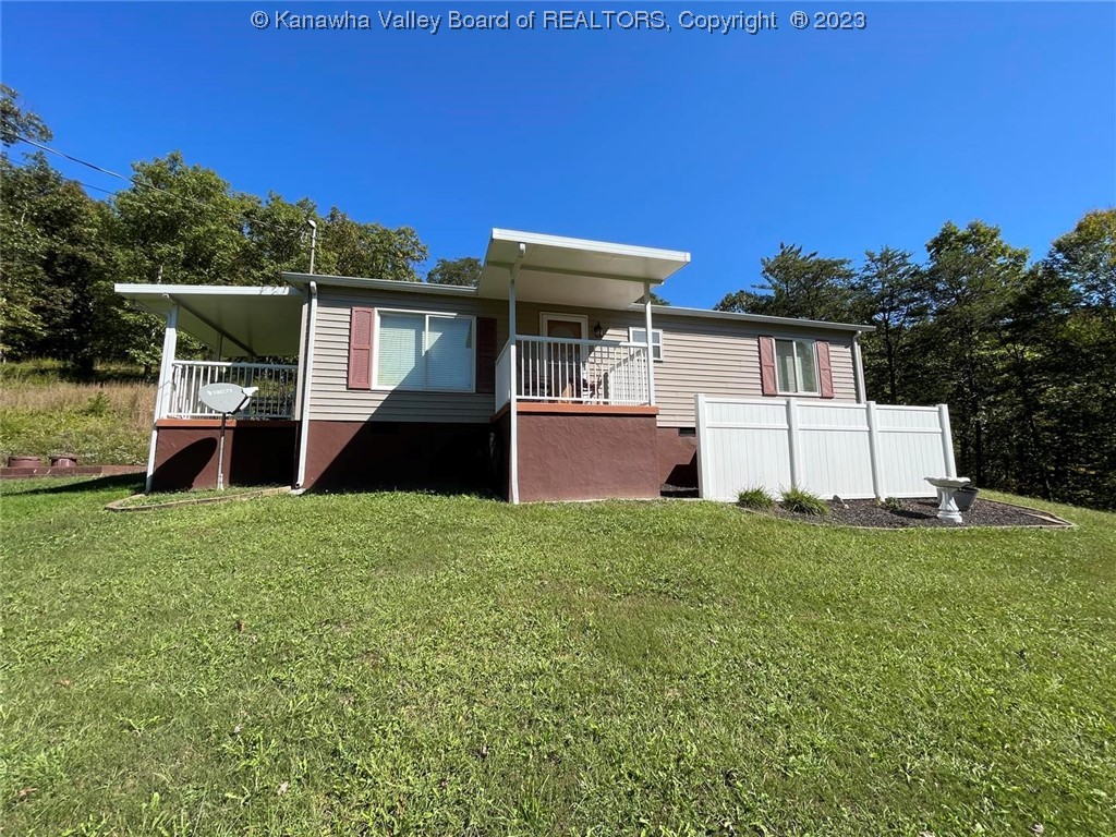 987 Upper Gore Addition Road Tornado, WV 25202 - Photo 3 of 49 Gallery Image 3