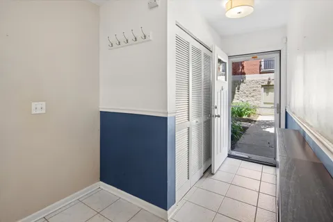 $439,000 | 2406 West Lexington Street, Chicago, IL 60612