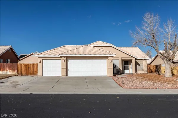 $385,000 | 401 Honeysuckle Lane, Mesquite, NV 89027
