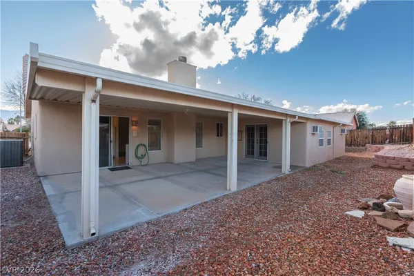 $385,000 | 401 Honeysuckle Lane, Mesquite, NV 89027
