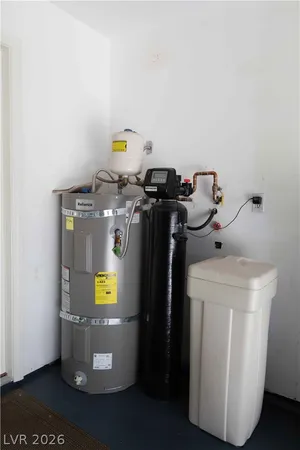 $385,000 | 401 Honeysuckle Lane, Mesquite, NV 89027