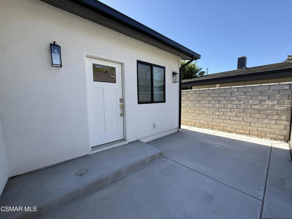 4245 Juneau Circle, Unit B Simi Valley, CA 93063 - Photo 2 of 17