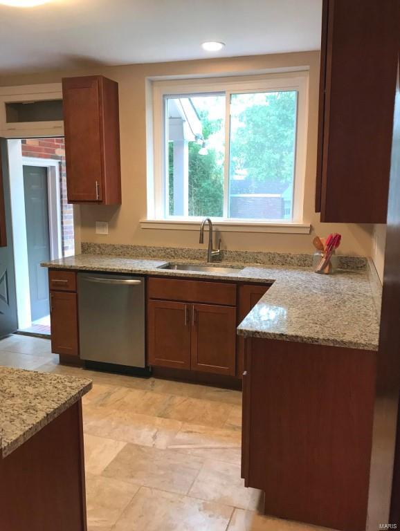 3954 Roland Boulevard St. Louis, MO 63121 - Photo 9 of 37