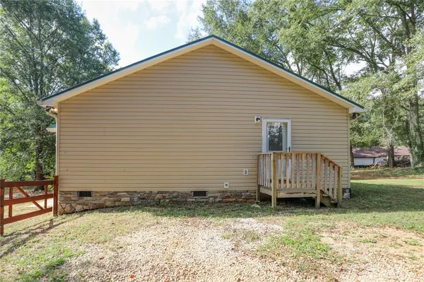 $300,000 | 112 Aiken Street, Central, SC 29630