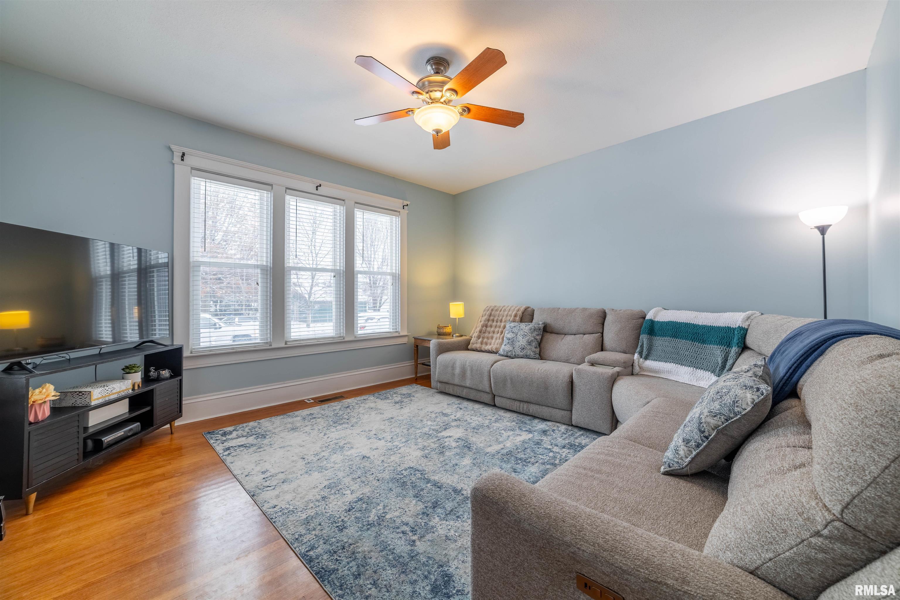 1431 Ohio Street Quincy, IL 62301 - Photo 3 of 25