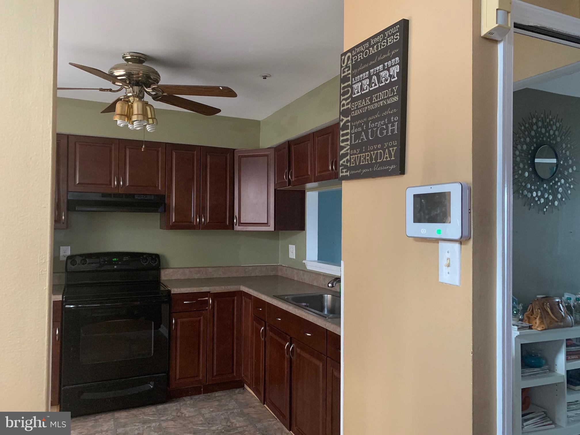 8549 Ritchboro Road District Heights, MD 20747 - Photo 2 of 10 kitchen