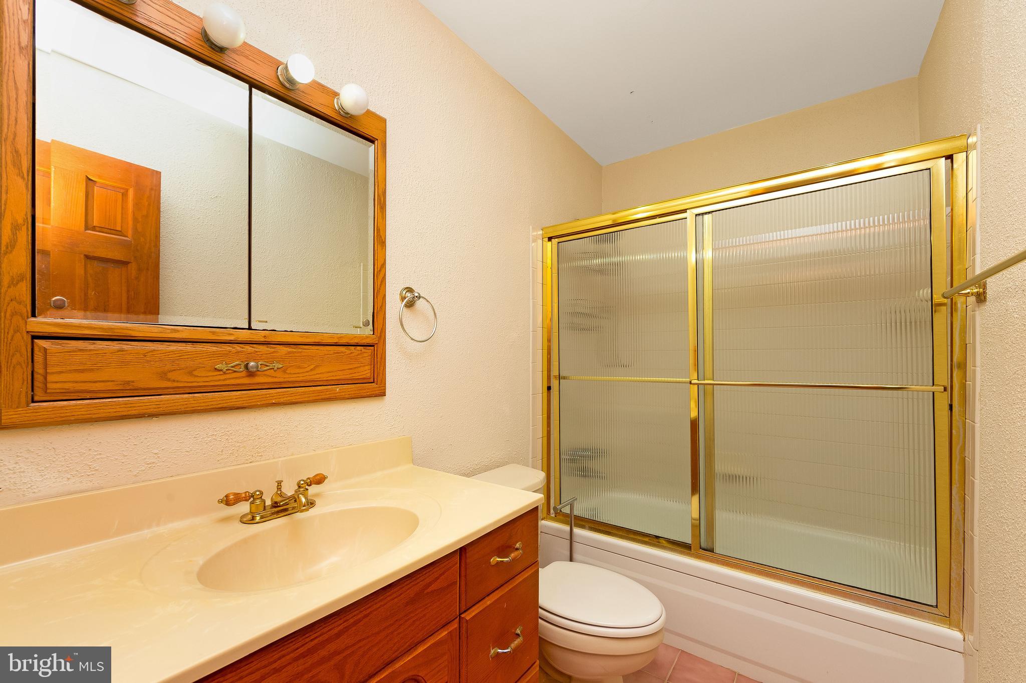 246 Echelon Road Voorhees, NJ 08043 - Photo 17 of 26 Gallery Image 17