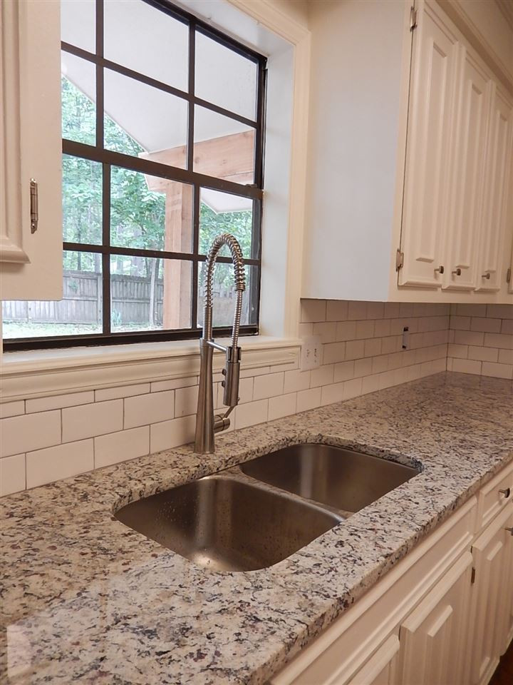 138 Whippoorwill Road Brandon, MS 39047 - Photo 10 of 30 Photo 10