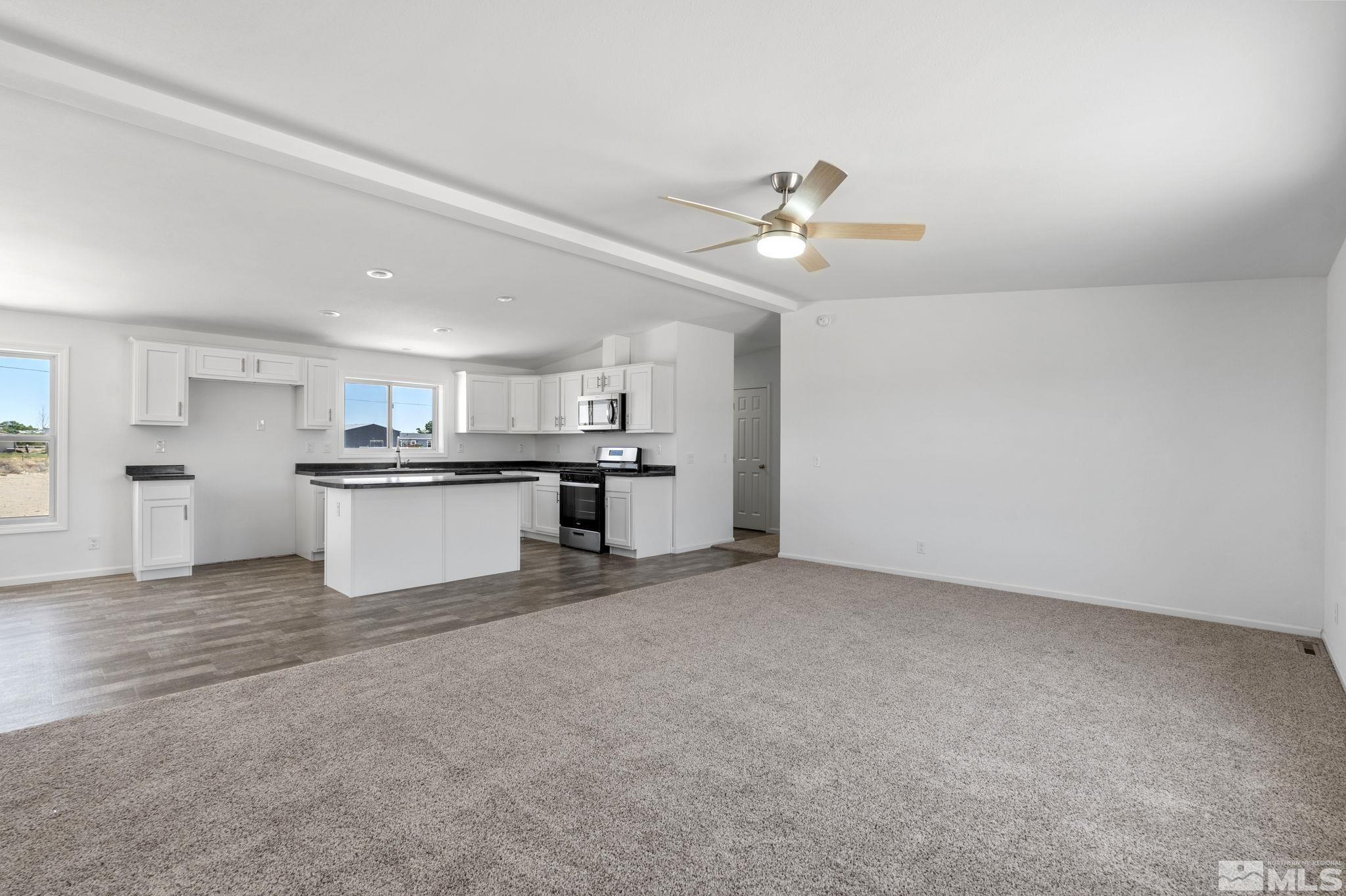 7590 Remington Road Silver Springs, NV 89429 - Photo 17 of 40 Photo 17