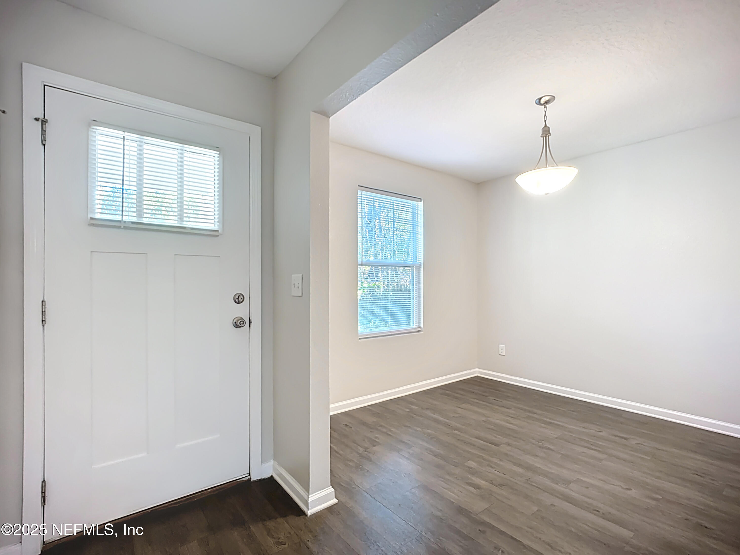 8554 Maple Street Jacksonville, FL 32244 - Photo 4 of 29 8554 Maple Street-15