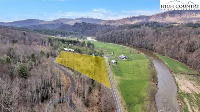 a view of a back yard of a house