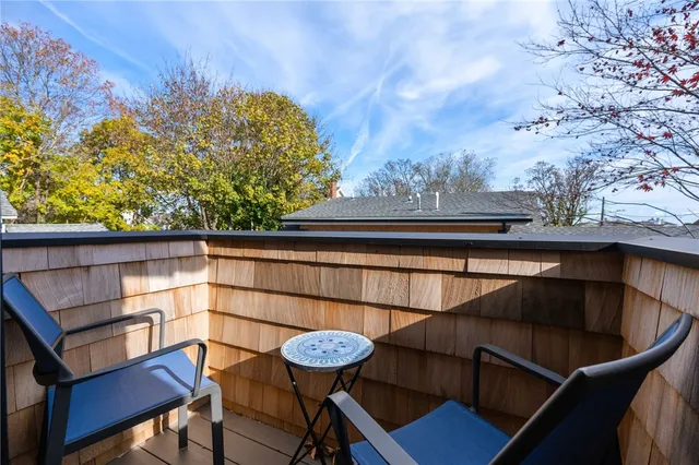 $4,200 | 14 Robinson Street, Narragansett, RI 02882