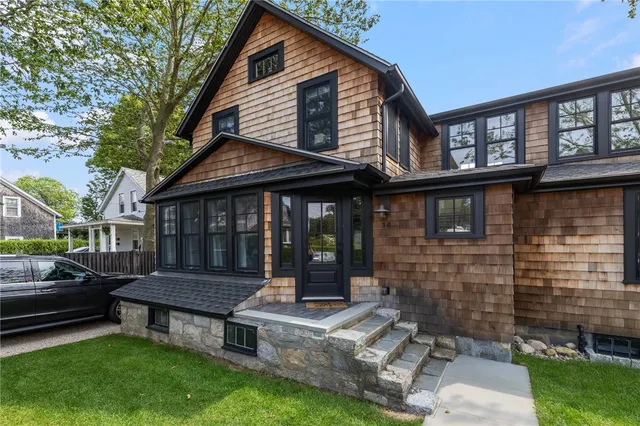 $4,200 | 14 Robinson Street, Narragansett, RI 02882