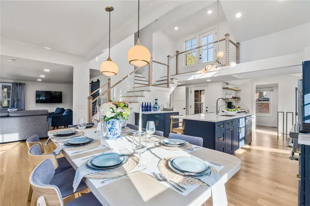 $4,200 | 14 Robinson Street, Narragansett, RI 02882