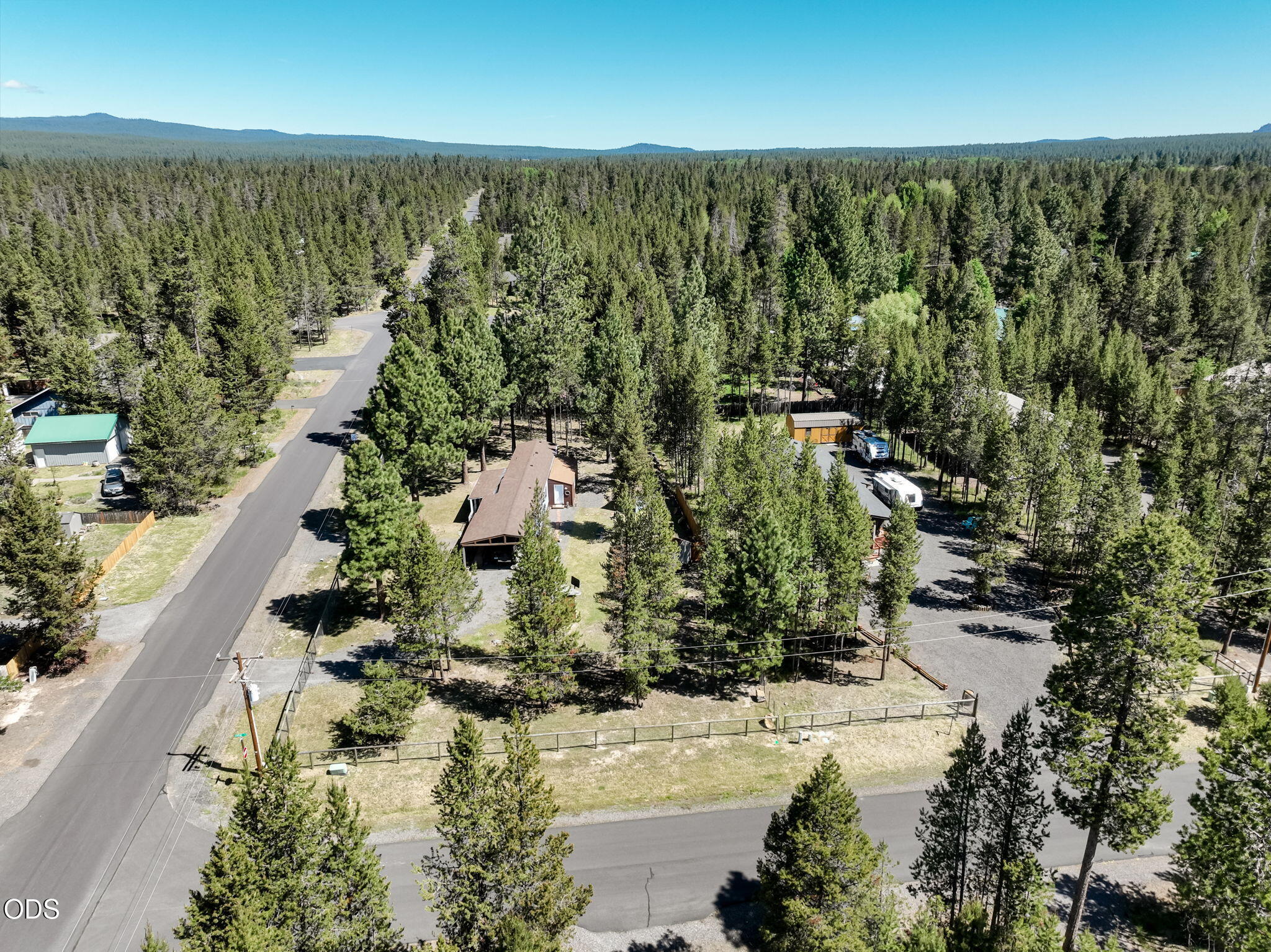 56072 Marsh Hawk Road Bend, OR 97707 - Photo 27 of 31