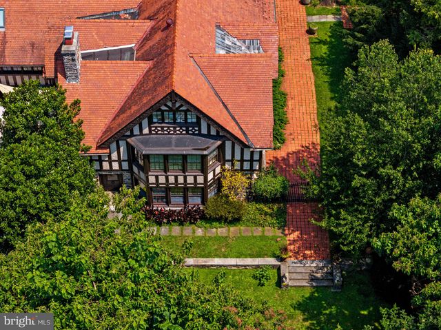 $4,199,000 | 408 Barbara Lane, Bryn Mawr, PA 19010