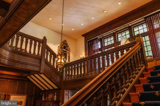 $4,199,000 | 408 Barbara Lane, Bryn Mawr, PA 19010