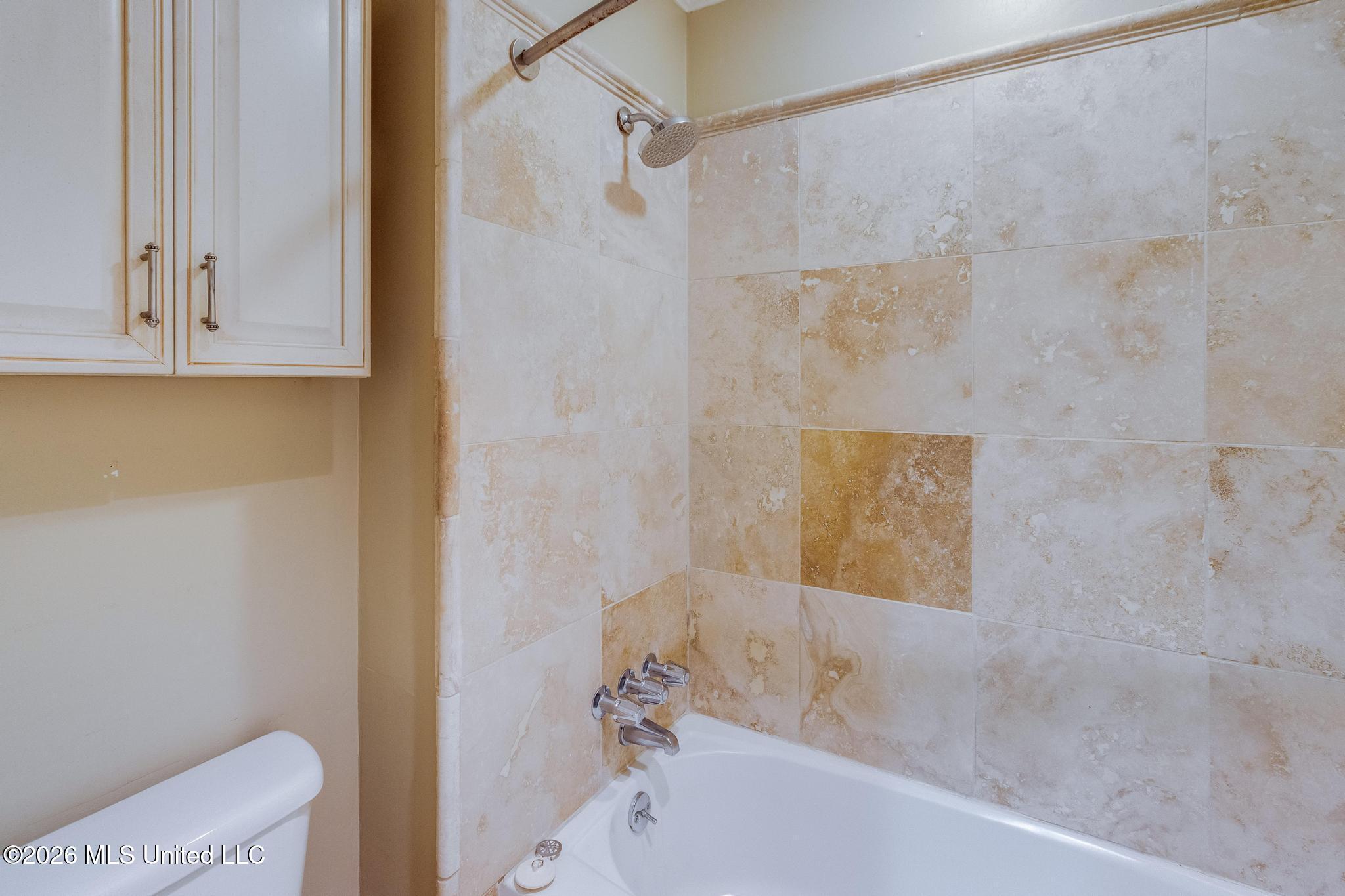 928 Courthouse Road, Unit 30 Gulfport, MS 39507 - Photo 17 of 26 IMG_2624