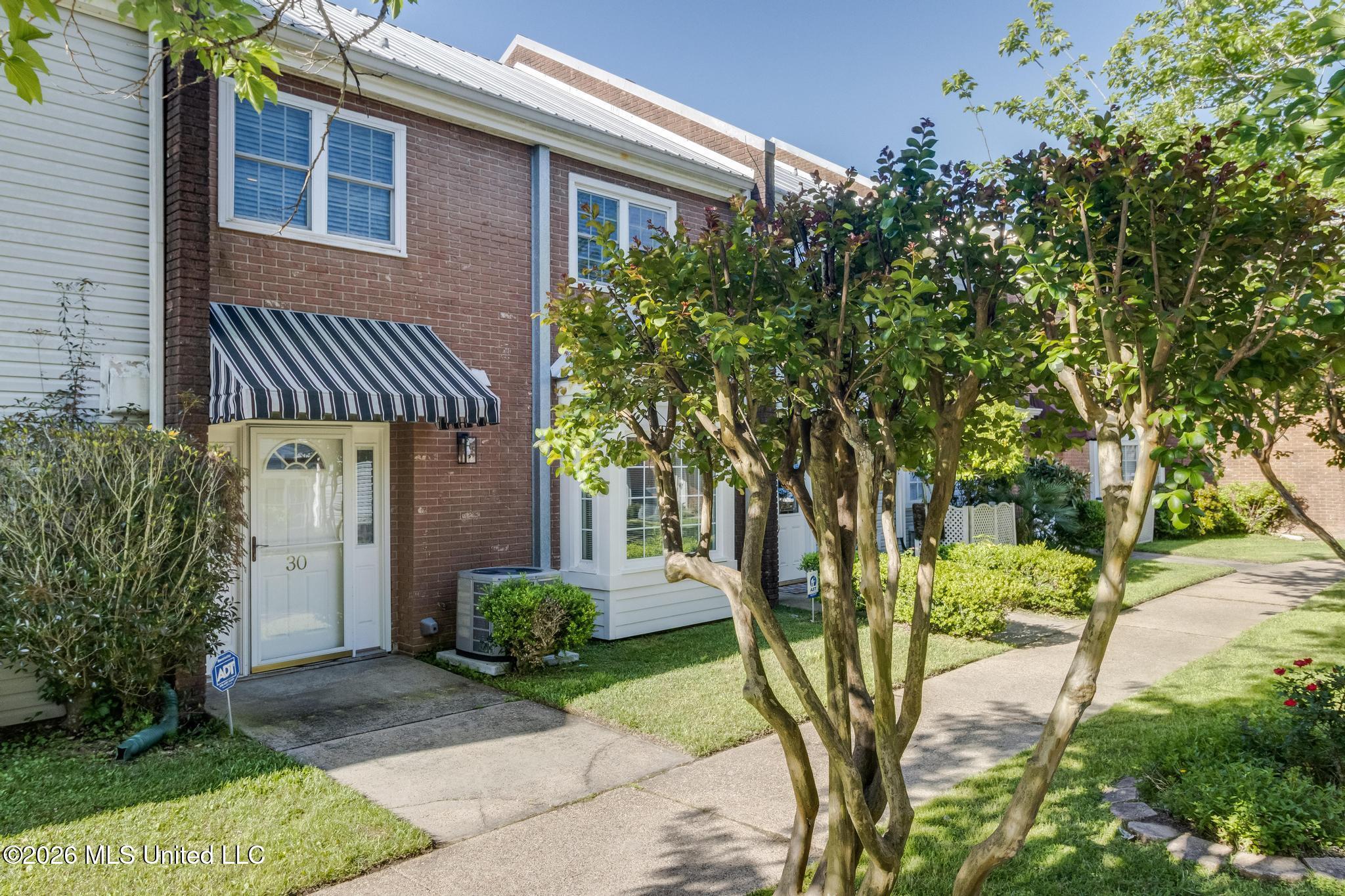 928 Courthouse Road, Unit 30 Gulfport, MS 39507 - Photo 24 of 26 IMG_2639