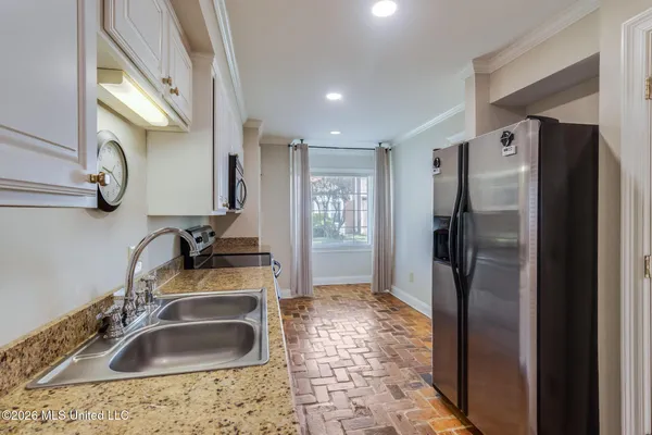 $134,900 | 928 Courthouse Road, Unit 30, Gulfport, MS 39507