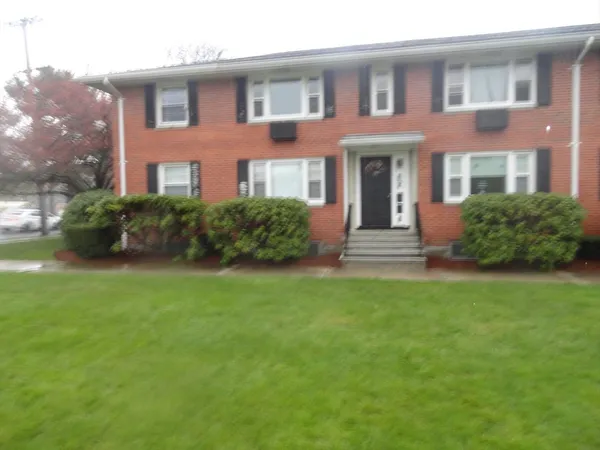 $1,900 | 1059 Main Street, Unit 1, Wakefield, MA 01880