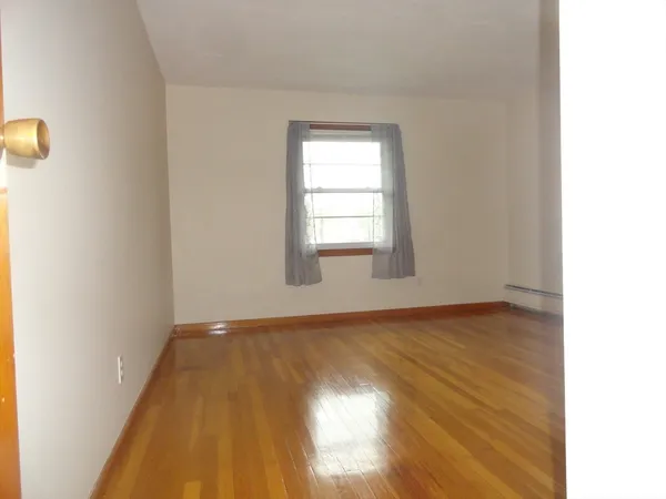 $1,900 | 1059 Main Street, Unit 1, Wakefield, MA 01880