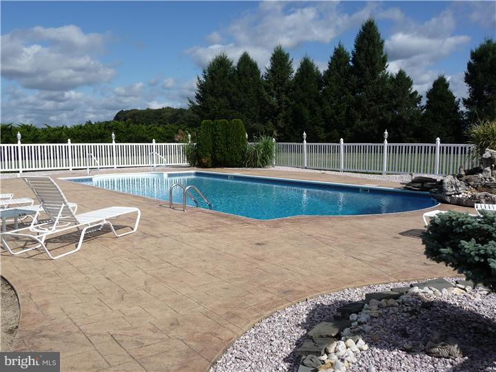 439 Gordon Road Robbinsville, NJ 08691 - Photo 23 of 25 Pool