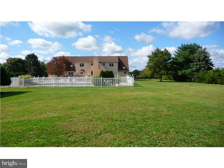 439 Gordon Road Robbinsville, NJ 08691 - Photo 25 of 25 Exterior Back