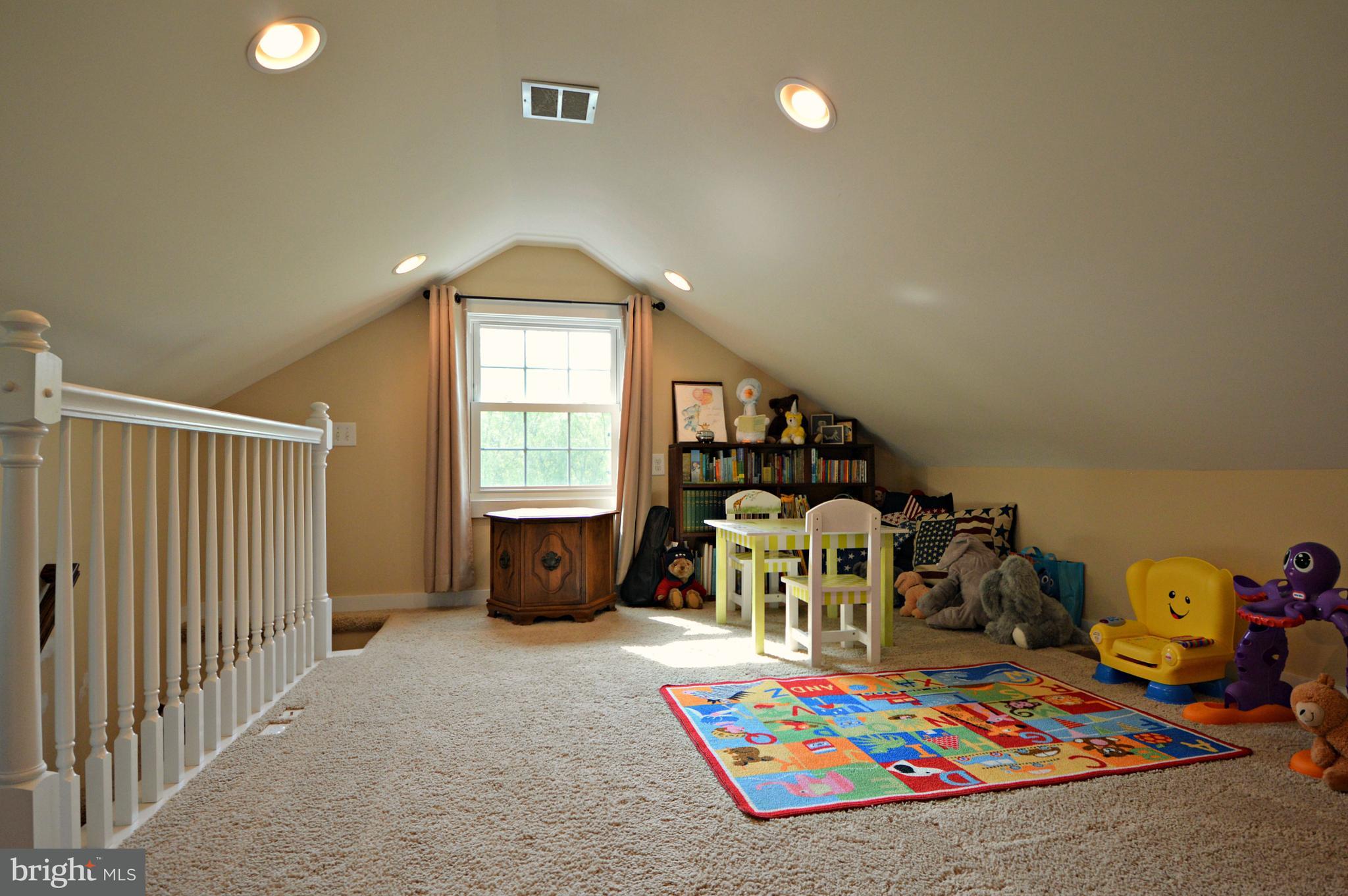 63 Hemlock Road Reading, PA 19607 - Photo 18 of 27 Playroom