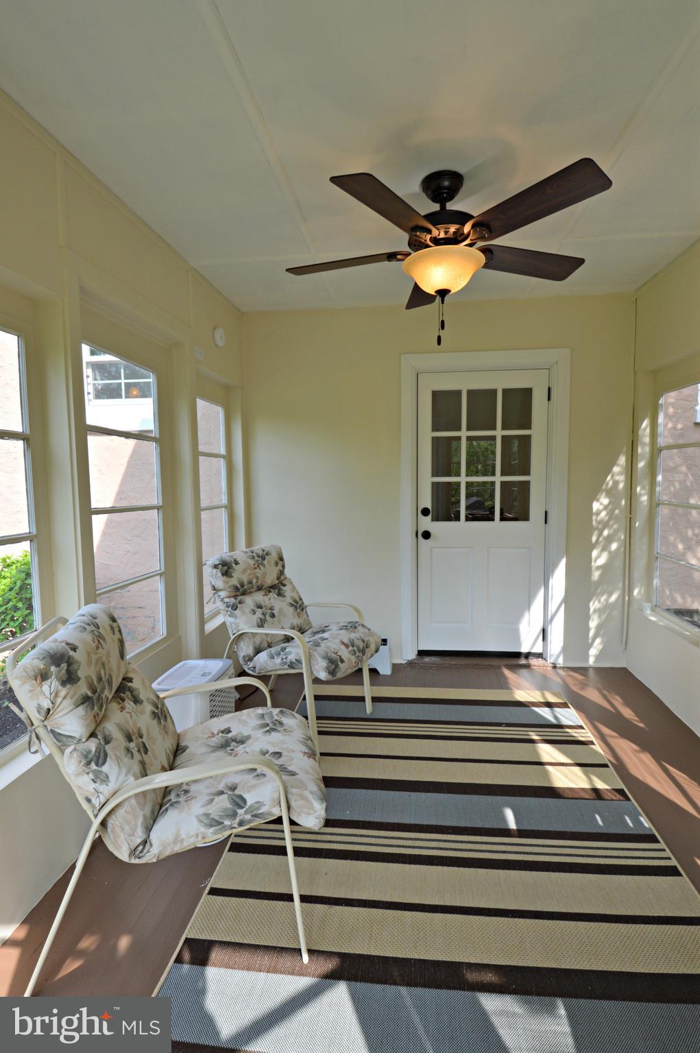 63 Hemlock Road Reading, PA 19607 - Photo 22 of 27 Sun porch