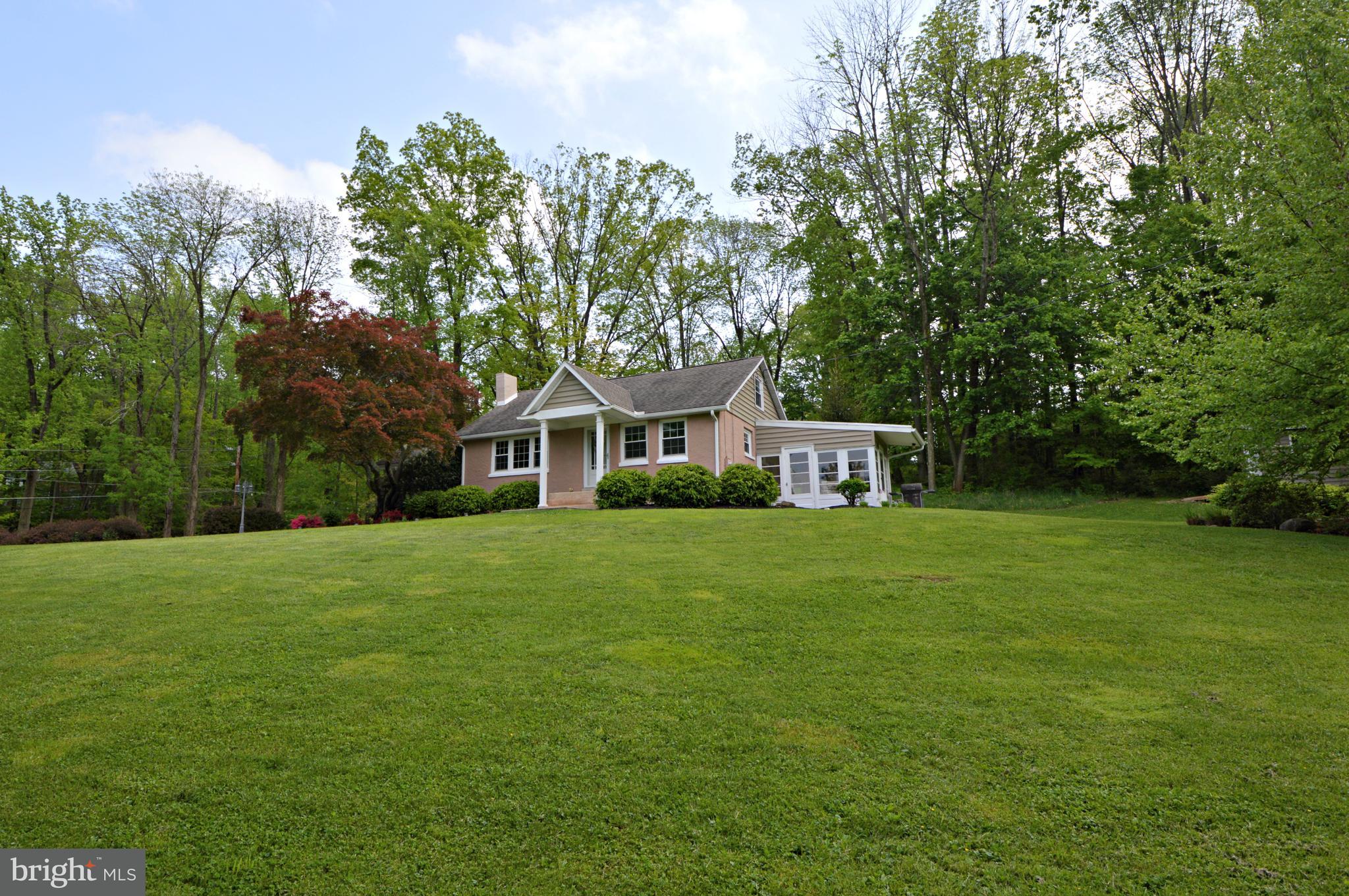 63 Hemlock Road Reading, PA 19607 - Photo 26 of 27 Front yard